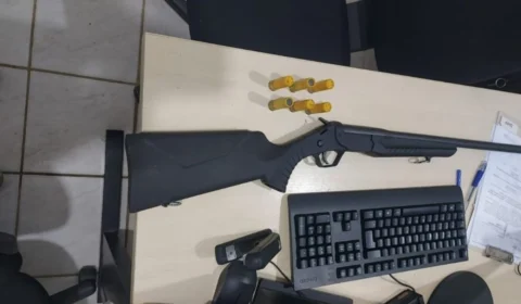 Motorista de ambulância é preso em Mucajaí por porte ilegal de arma durante fiscalização