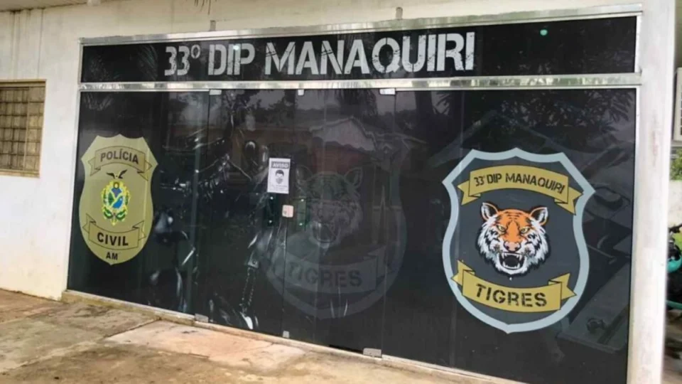 Mulher esfaqueia namorado durante discussão em Manaquiri; briga começou por mensagens de celular