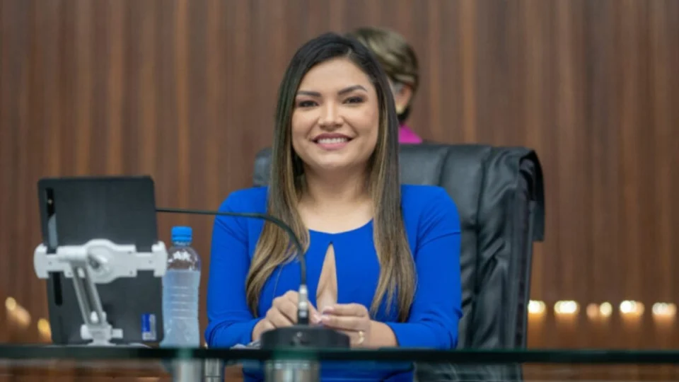 Deputada do Amazonas relata como filho inspirou atuação pelos PcDs: ‘passei a viver essa realidade’