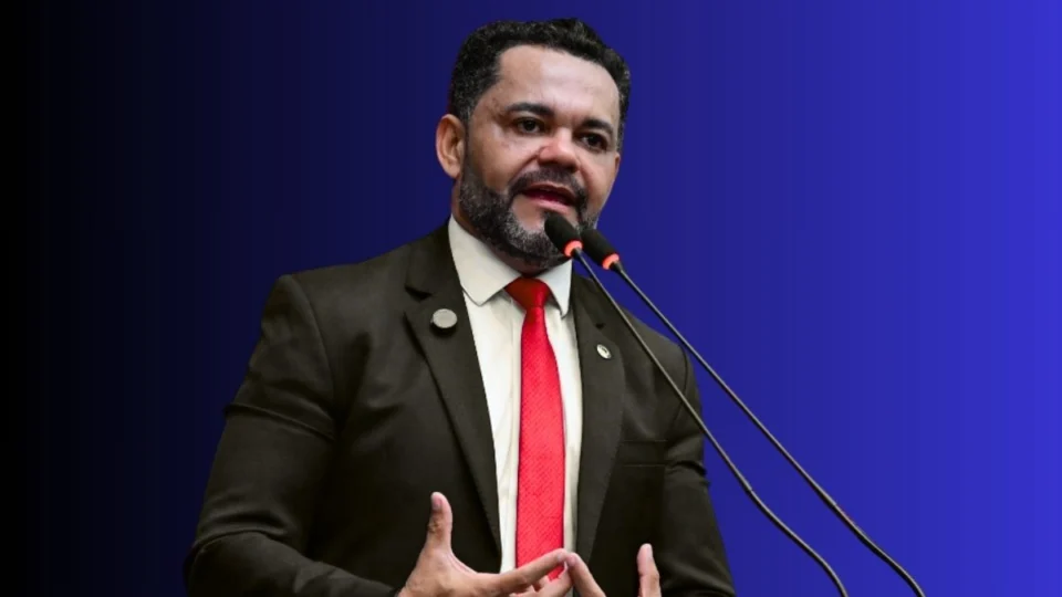 Deputado Rozenha admite convite para ingressar no PSD e cogita deixar o PMB; confira