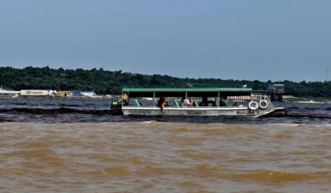 Vazante do Rio Negro continua e nível em Manaus fica abaixo de 28 metros