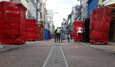 Ruas históricas do Centro de Manaus voltam a receber tráfego de carros; confira