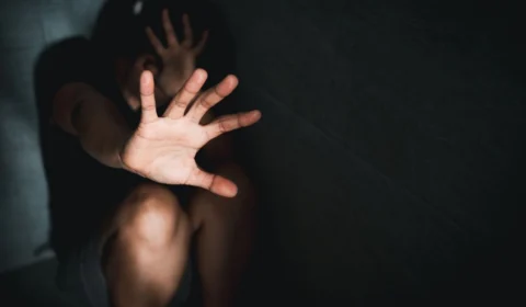 Delegada relembra casos de violência contra a mulher em Manaus e no DF e incentiva vítimas a denunciarem