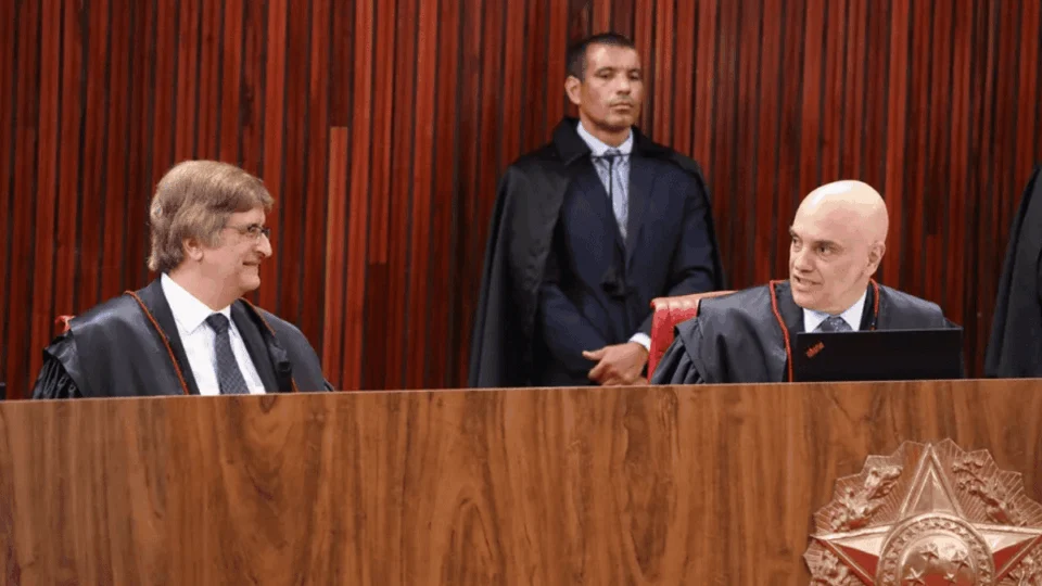 Entenda as posições de Moraes e Gonet no julgamento de Bolsonaro