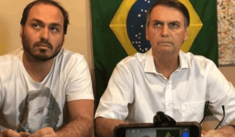 Carlos Bolsonaro diz que encontrou o pai ‘abatido e soluçando’ em visita na Papuda