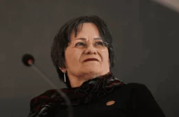 Lula dá status oficial à Lei Maria da Penha e premia cidades amigas das mulheres