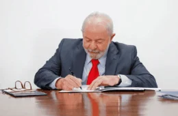 Lula sanciona reforma da Ficha Limpa e veta trechos que criavam desigualdade