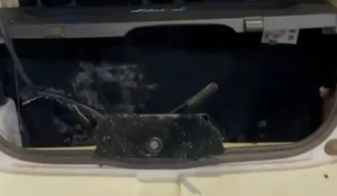 VÍDEO: carro de aplicativo é alvo de disparos e passageiro fica ferido em Porto Velho