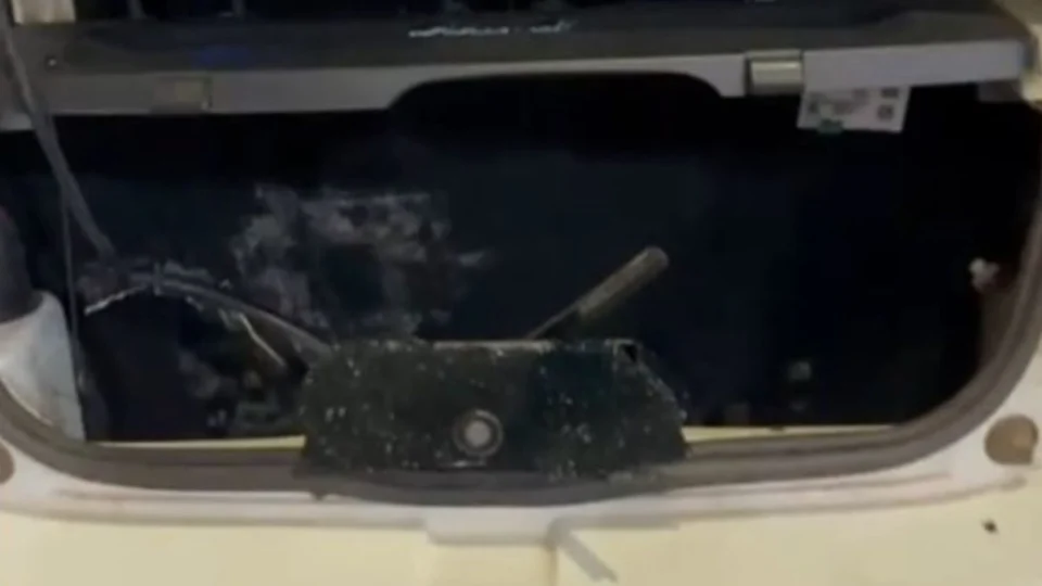 VÍDEO: carro de aplicativo é alvo de disparos e passageiro fica ferido em Porto Velho