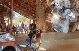 Família de idosa morta encontra lixo dentro de caixão em Aldeia Xerente no Tocantins