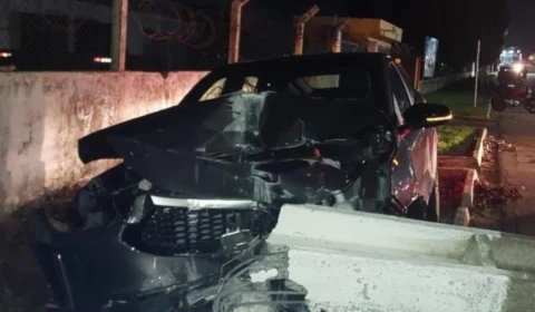 VÍDEO: Advogado é preso por dirigir bêbado após derrubar poste em Porto Velho