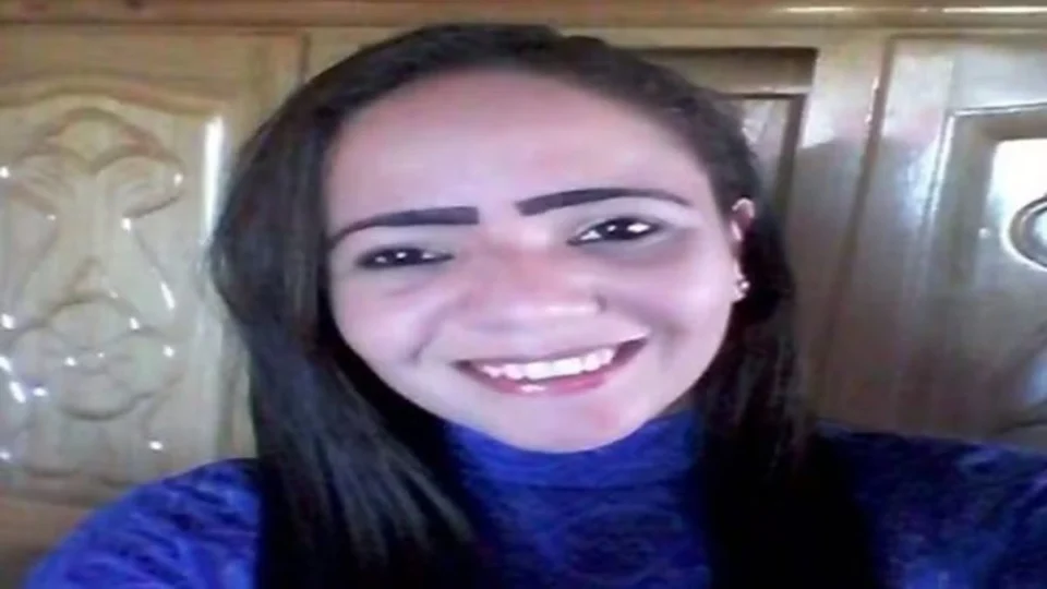 VÍDEO: Mulher é assassinada com golpes de navalha em Ji-Paraná