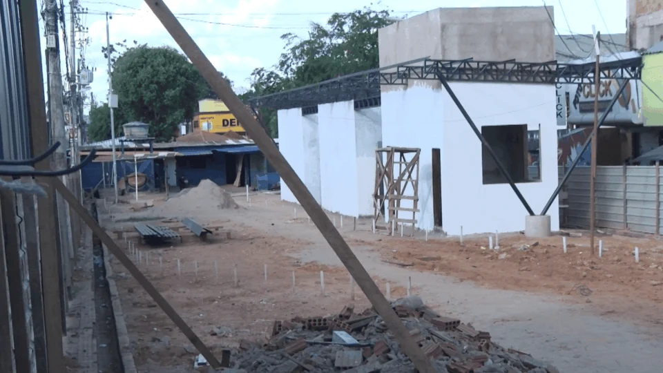 Obra de Calçadão no Acre está parada por falta de pagamento a operários, denuncia Sindicato