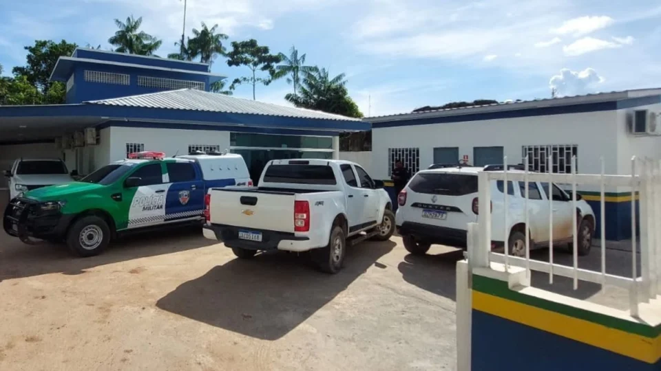 Padrasto é preso após agredir e ameaçar enteada de 11 anos no interior do Amazonas