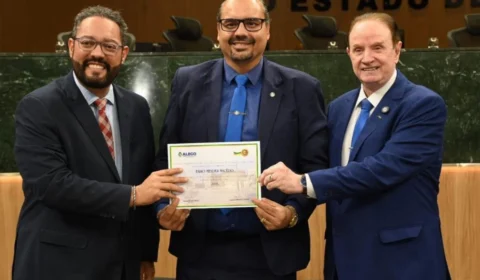 Profissional do Acre é reconhecido em solenidade pelo Dia da Administração em Goiás