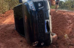 Equipe do deputado Amom Mandel sofre acidente na BR-319 durante gravações de documentário