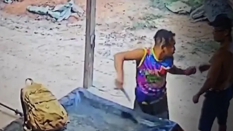 VÍDEO: idoso é morto a facadas dentro de bar no Amazonas após recusar vender fiado