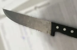 Jovem ameaça mãe com faca para comprar drogas no interior do Amazonas