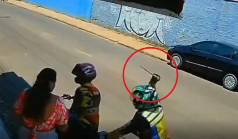 Mototaxista é esfaqueado por colega durante disputa por passageiros em Tefé; veja vídeo