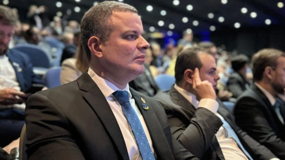 ‘Profissão muito séria’: vereador de Manaus defende normas claras para motociclistas de aplicativo