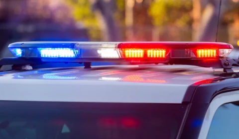 Trabalhador denuncia racismo e imobilização com mata-leão em shopping