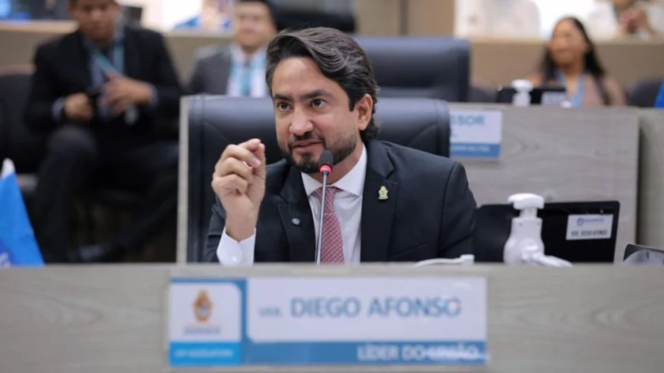 Vereador comenta sobre projeto de isenção de IPTU para ruas precárias em Manaus