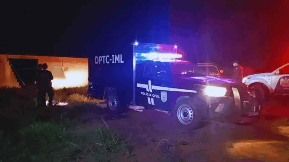 Homem é encontrado morto com sinais de tortura e tiros em área de mata em Rio Branco