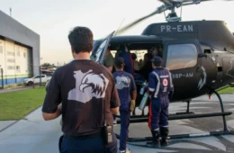 Helicóptero resgata idosa e criança em operação médica de emergência na zona rural de Manaus