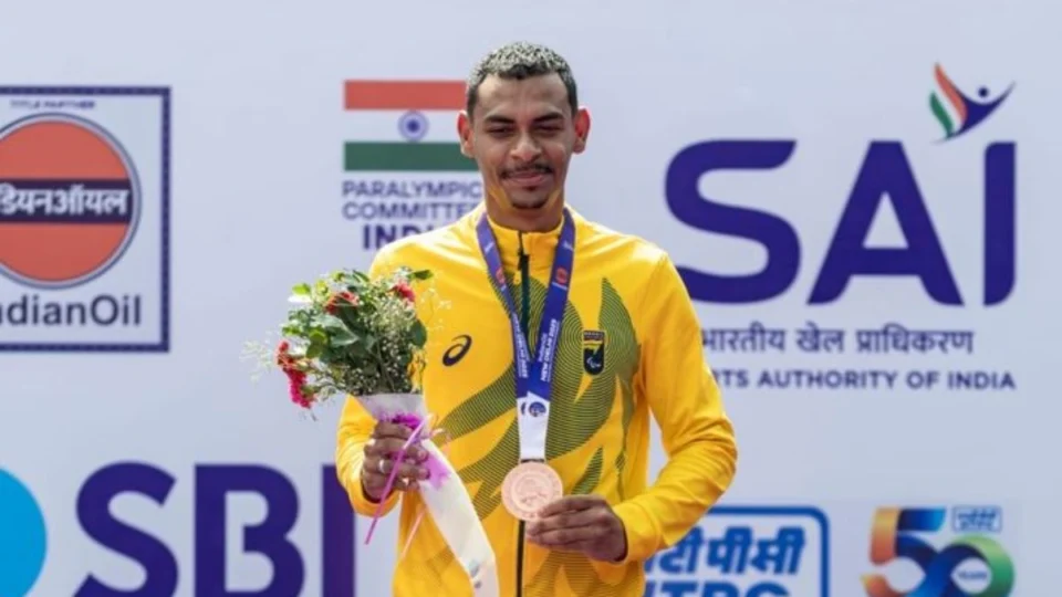 Kesley Teodoro conquista bronze no Mundial de Atletismo em Nova Délhi e reafirma destaque no cenário paralímpico
