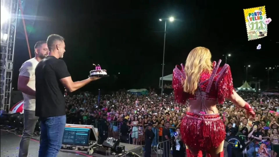VÍDEO: Cantora Joelma arrasta multidão na festa dos 111 anos da capital; confira a reportagem
