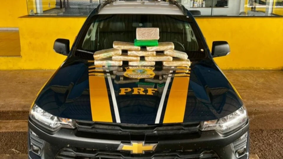 PRF apreende 12,5 kg de drogas em Pimenta Bueno