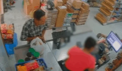 Assaltante armado invade mercantil no interior do Acre e foge com dinheiro e produtos