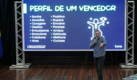 Coluna do Carlos Caldeira: Luxemburgo em campo e os pré-candidatos na arquibancada