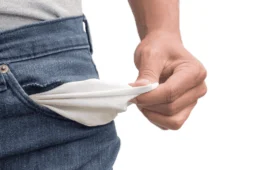 Acre tem menor inadimplência da região Norte, mas quase metade da população adulta está com o nome sujo