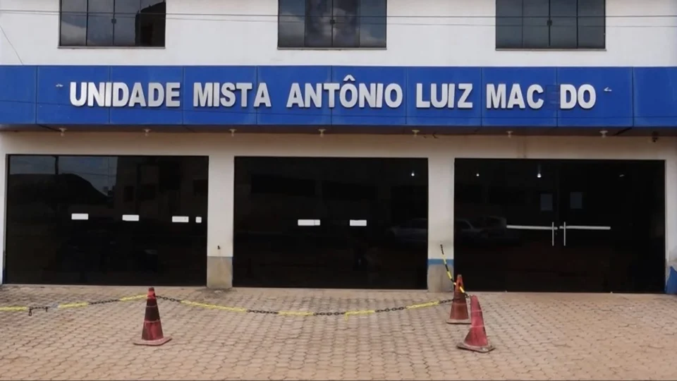 VÍDEO: Hospital Antônio Luiz Macedo passa a gerar energia solar e reduzir custos em Nova Mamoré