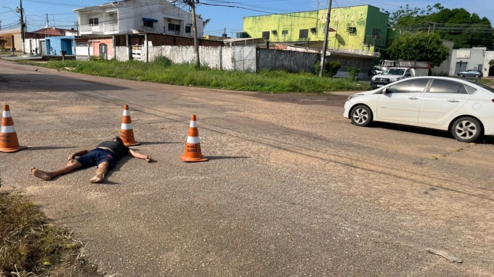 VÍDEO: Homem passa mal e morre na região central de Porto Velho
