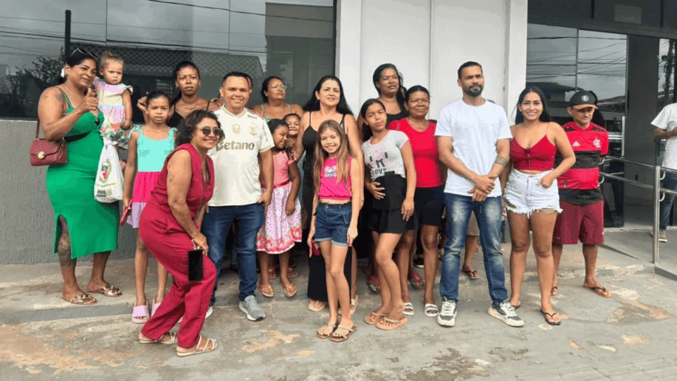 Moradores de bairro em Rio Branco protestam na Câmara contra a proposta de remoção para outra localidade