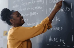 Isenção do Imposto de Renda vai beneficiar quase metade dos professores da educação básica no Acre