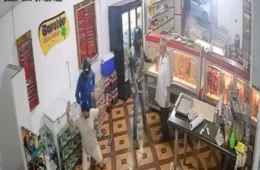 VÍDEO: Criminosos rendem funcionários e clientes durante roubo em casa de carne em Porto Velho