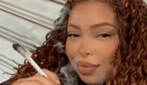 Foto de Penélope viraliza e revela ‘musa do crime’ na linha de frente antes de ser morta no RJ