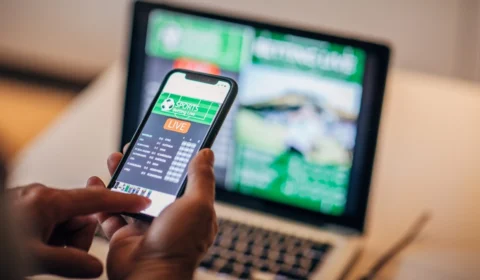 Governo proíbe quem recebe Bolsa Família de apostar em sites de jogo; saiba como funcionará