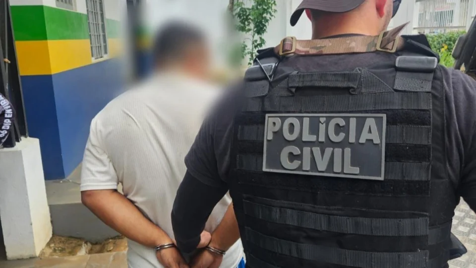 Homem é preso por estuprar de neta de companheira no Amazonas; abusos de ‘avô’ duraram dois anos