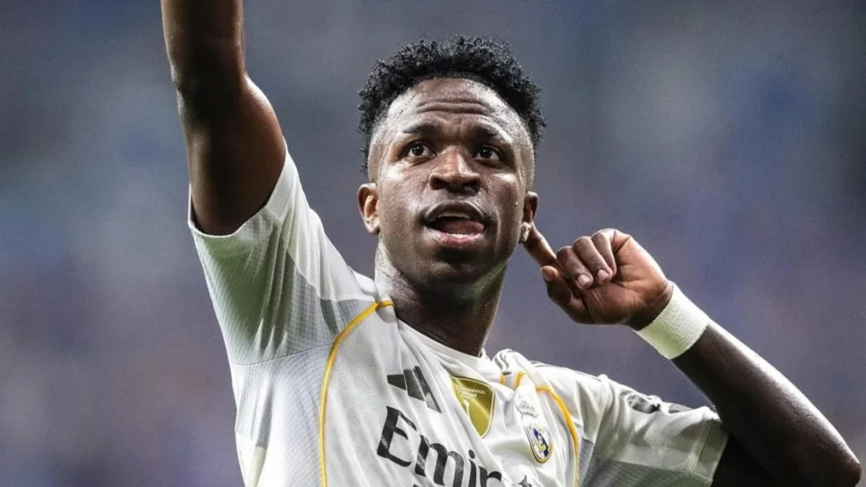 Incêndio na casa do Vini Jr: investigação aponta falha elétrica na sauna da mansão