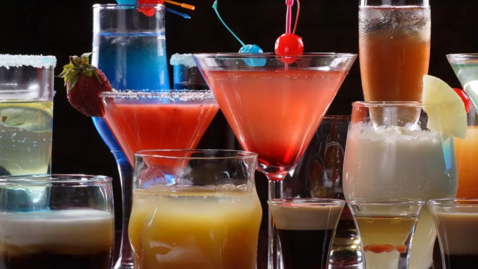 Ministério da Saúde recebe primeiro lote de antídoto para intoxicações por bebidas adulteradas