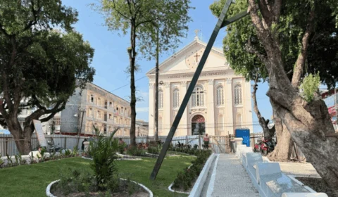 Praça dos Remédios é entregue revitalizada em Manaus com ações para pessoas em situação de rua