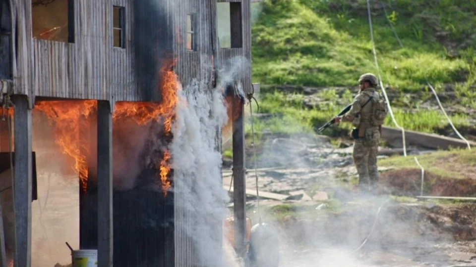 Defensoria do Amazonas pede CPI para investigar abusos em operações contra garimpo no Rio Madeira