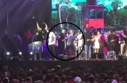 VÍDEO: Vereador e pré-candidato à presidência do Caprichoso brigam ‘ao vivo’ no aniversário de Parintins