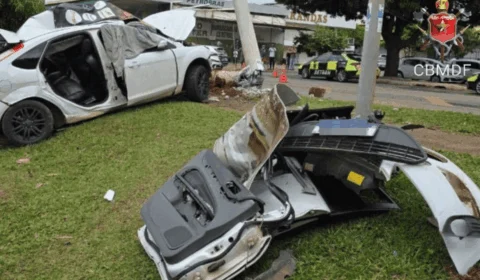 Motorista morre após carro colidir com poste em Sobradinho, no DF