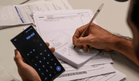 Feirão Limpa Nome oferece descontos de até 99% e condições especiais para negociar dívidas