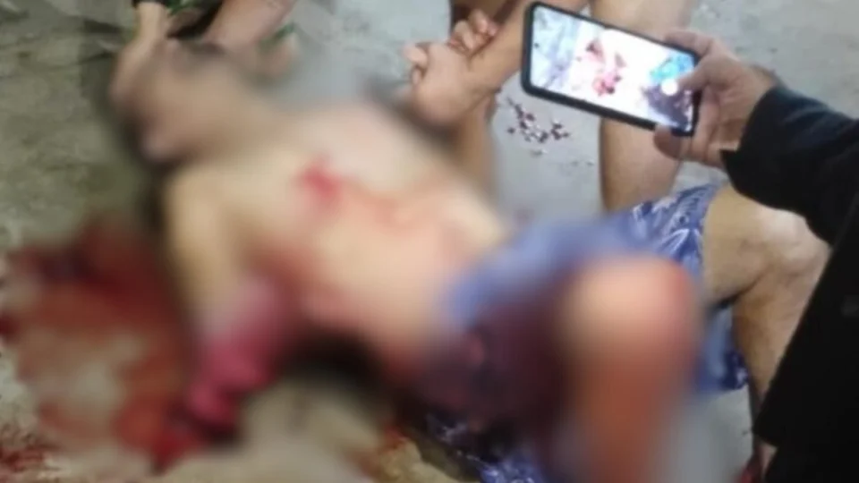 VÍDEO: Ataque a tiros deixa dono de bar e sobrinho feridos na Vila DNIT, em Porto Velho